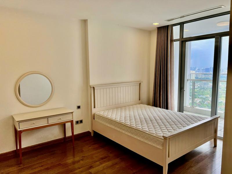 Bán P2-12 giá 14,8 tỷ View Sông Công viên, 3PN nội thất đầy đủ