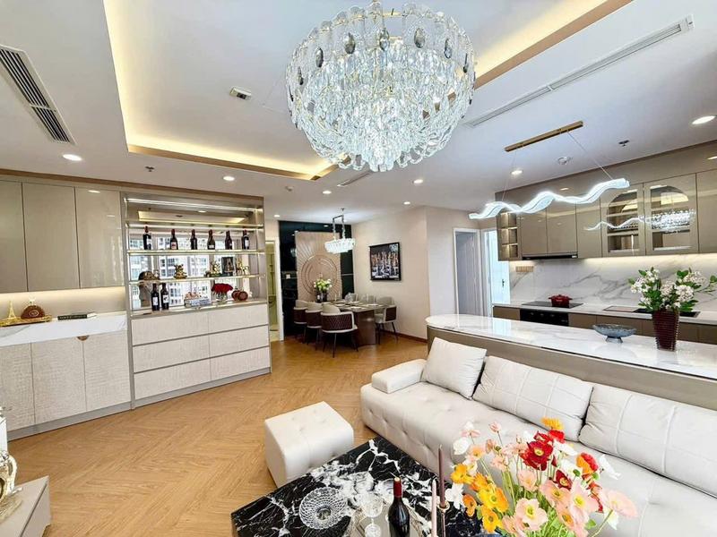 Bán căn 3PN giá 16.9 tỷ view Landmark 81 nội thất cao cấp