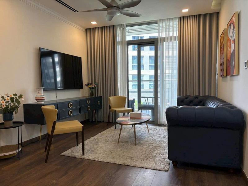 Bán căn 3PN giá 15.2 tỷ, Đã có Sổ hồng pháp lý rõ ràng.