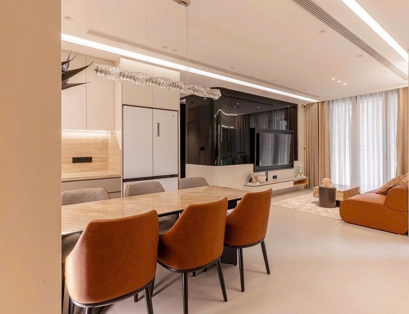 Bán P6 căn 4PN giá 23.x tỷ, Sổ hồng, Nội thất cao cấp