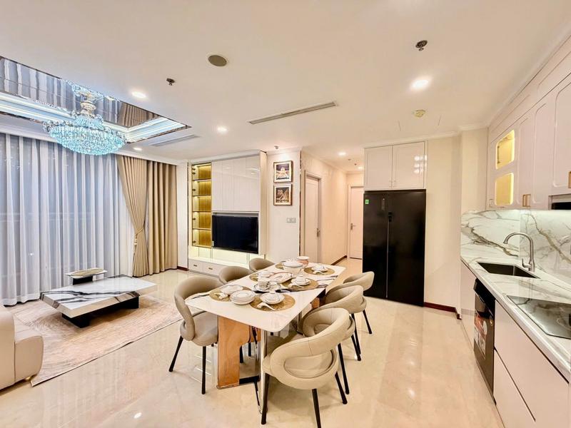 Bán căn 2PN giá 11.8 tỷ, sổ hồng, nội thất mới, view sông Landmark 81